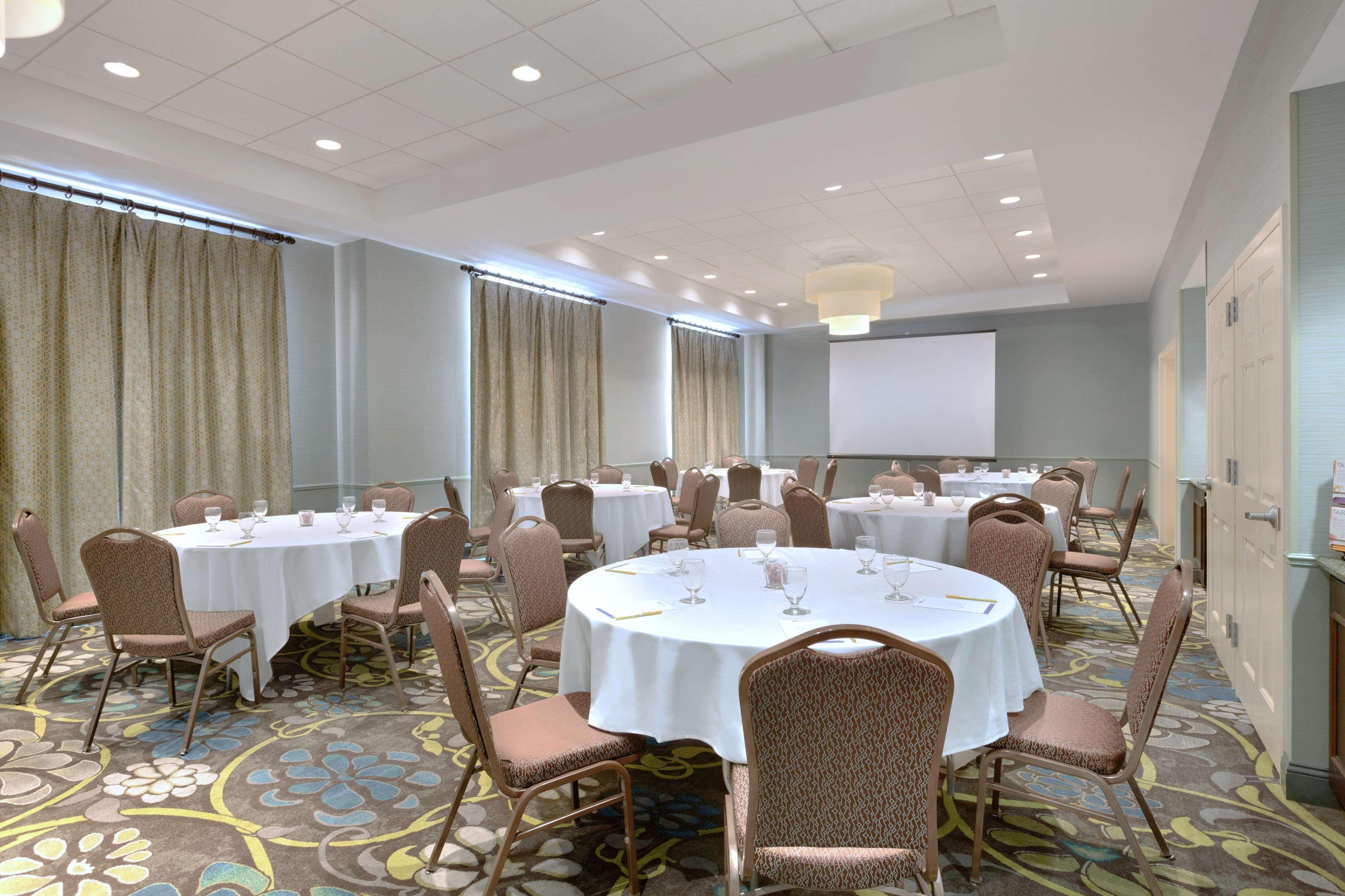 Hilton Garden Inn Worcester Exterior foto